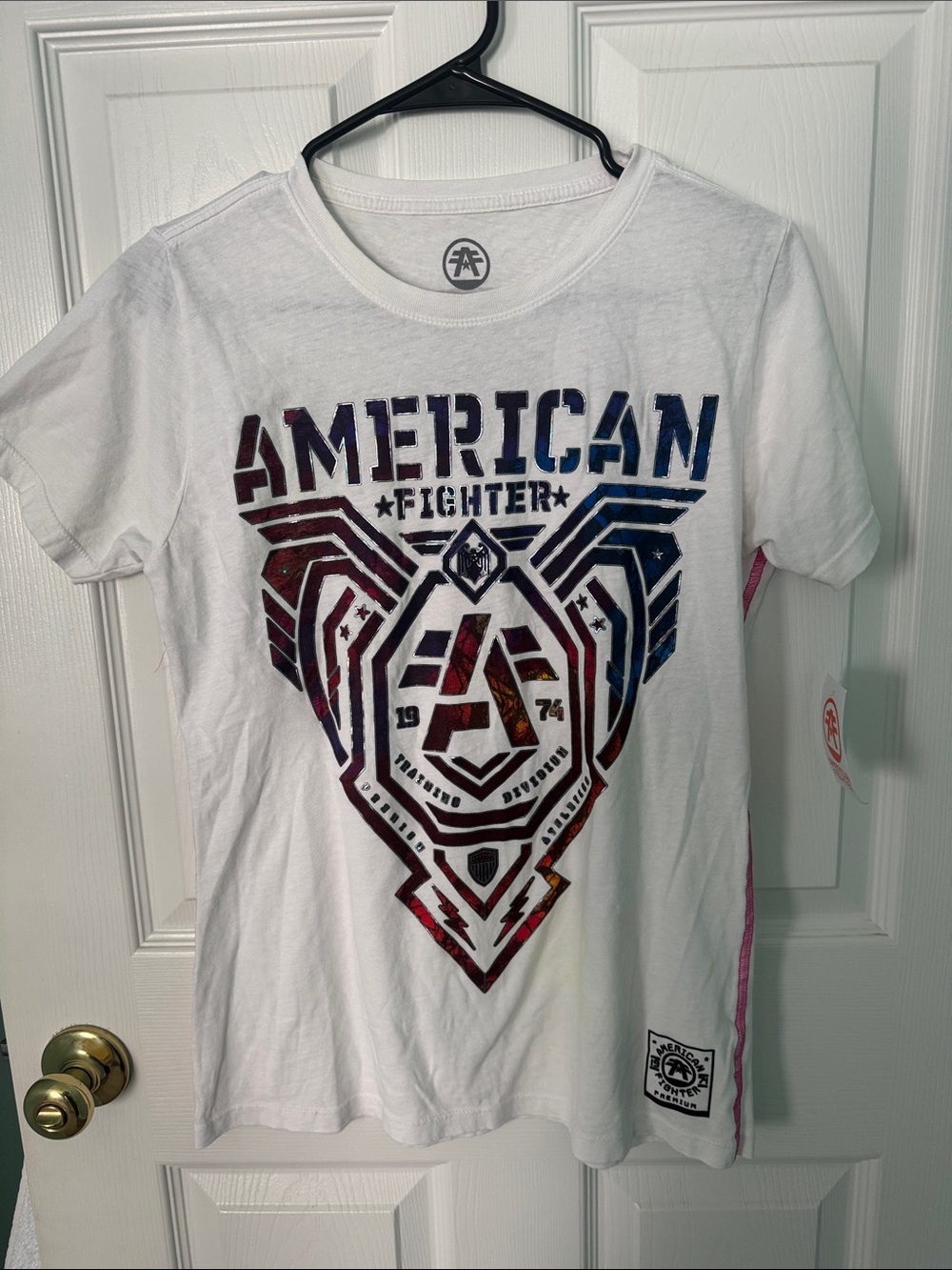 American Fighter White Tee with Multicolor Graphic Shield 100% cotton size M